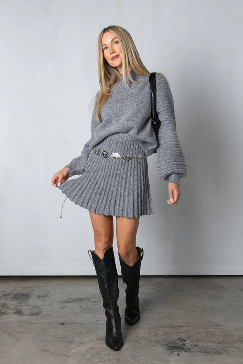 Konf  | Pull et jupe plissés élégants nina