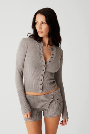 Konf | Pull en tricot avec bouton